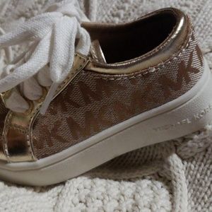 Michael Kors Tennis shoes (toddler)